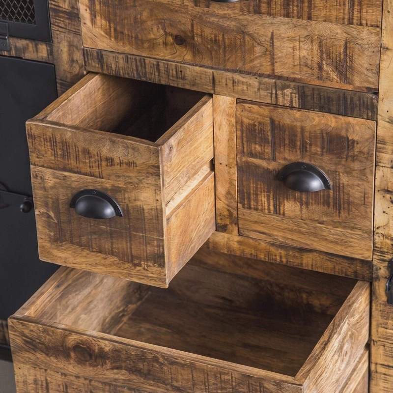 Industrielles Sideboard mit Türen in Karbonoptik