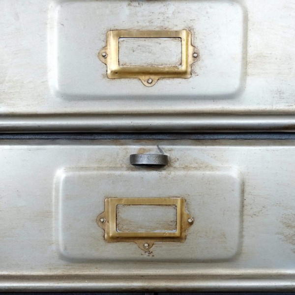 Industrielle Tischablage aus Metall