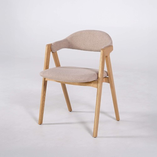 Stuhl aus Naturholz und beigem Bouclé-Stoff – Lykke