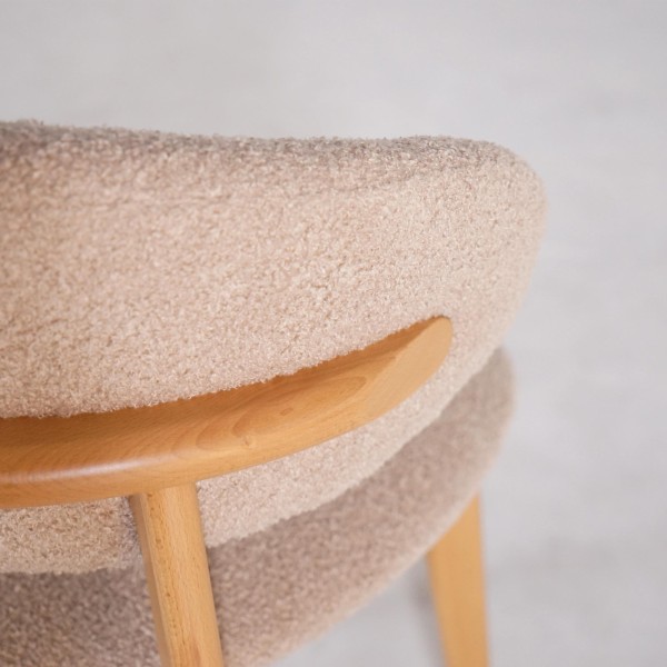 Stuhl aus massiver Buchen und beigem Stoff – Lunna