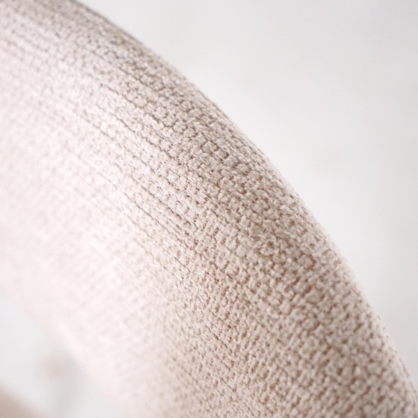Stuhl aus Buchenholz mit Nussbaum-Finish und beigem Bouclé-Stoff - Lykke