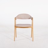 Stuhl aus Naturholz und beige Bouclé-Stoff – Lykke