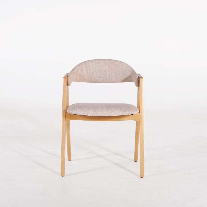 Stuhl aus Naturholz und beige Bouclé-Stoff – Lykke