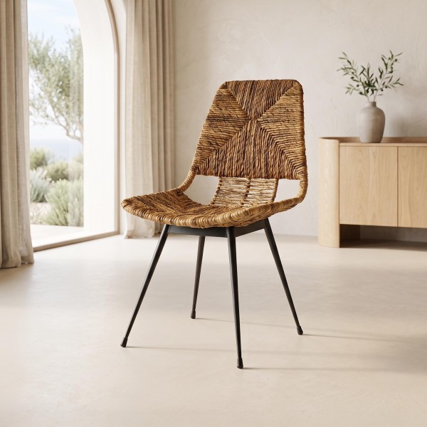 Stuhl aus natürlichem Rattan mit schwarzen Metallbeinen - Maria
