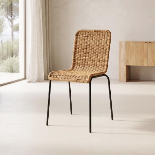 Stuhl aus natürlichem Rattan mit schwarzen Metallbeinen - Ananda