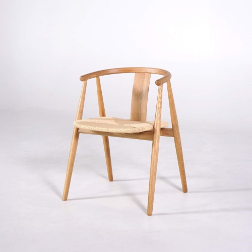 Esszimmerstuhl aus naturbelassener Eiche mit Sitzfläche aus Kordel - Relate