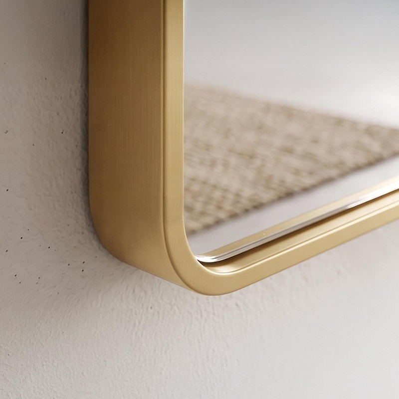 Großer Standspiegel in Bogenform mit goldfarbenem Metallrahmen 60 x 165 cm