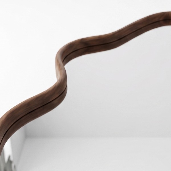 Design-Wandspiegel in organischer Form mit Massivholzrahmen 80 x 160 cm