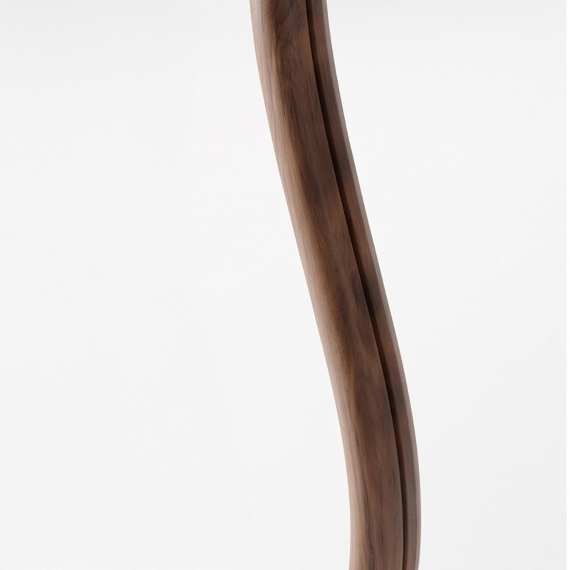 Design-Wandspiegel in organischer Form mit Massivholzrahmen 80 x 160 cm