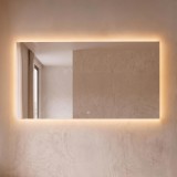 Großer Badezimmerspiegel mit LED-Beleuchtung 150 x 80 cm