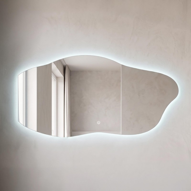 Organischer Badezimmerspiegel mit LED-Beleuchtung 120 x 60 cm