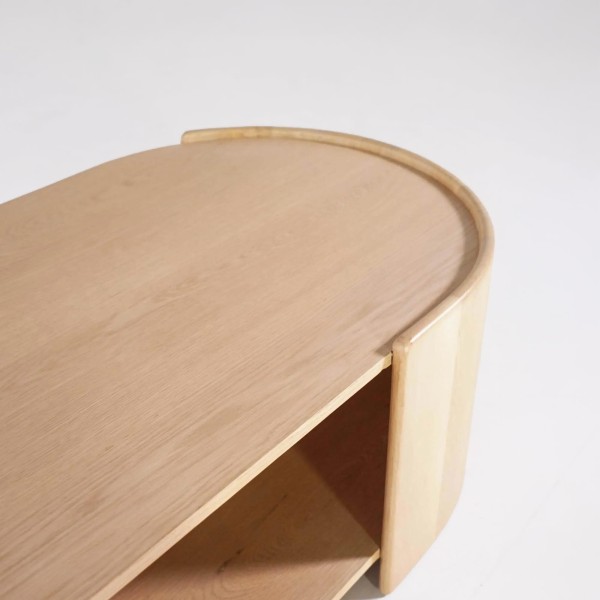 Design-Couchtisch aus massivem Eichenholz - Lago