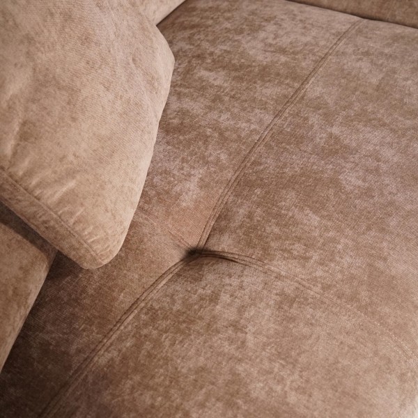 5-Sitzer-Ecksofa mit Recamiere links und integriertem Couchtisch - Olya