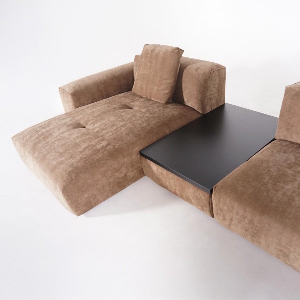 5-Sitzer-Ecksofa mit Recamiere links und integriertem Couchtisch - Olya