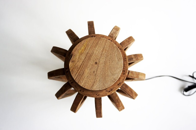 Handgemachte Laterne aus Mangoholz 46 cm