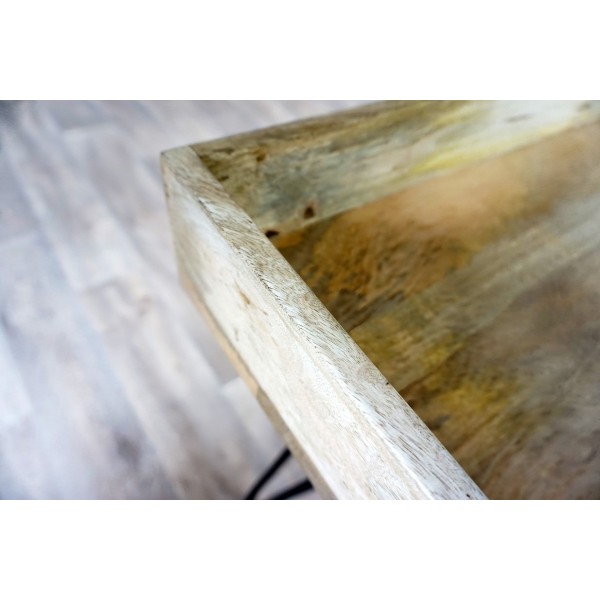 Industrieller Schreibtisch aus Holz und Metall