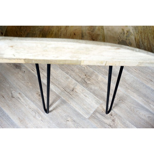 Industrieller Schreibtisch aus Holz und Metall
