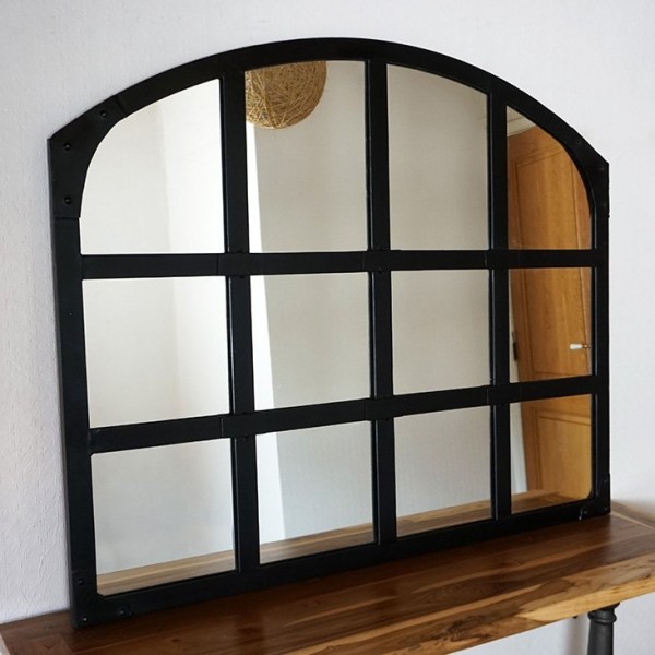 Industrieller Design-Spiegel schwarz