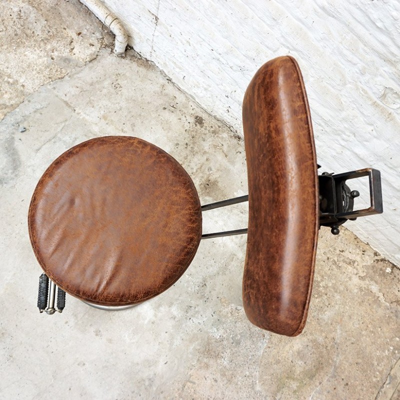 Pedal-Barhocker mit Rückenlehne