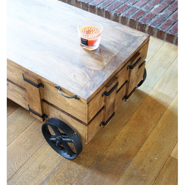 Industrieller Couchtisch Truhe