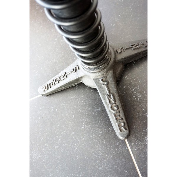 Industrieller Hocker Feder