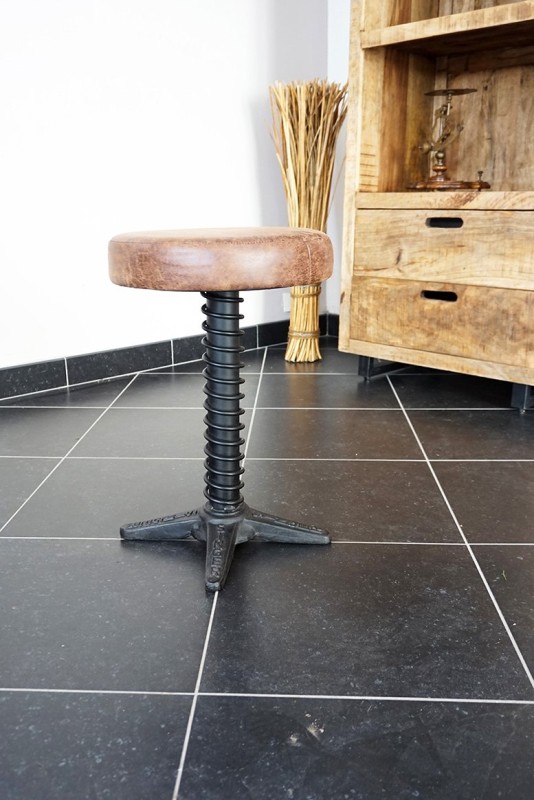 Industrieller Hocker Feder