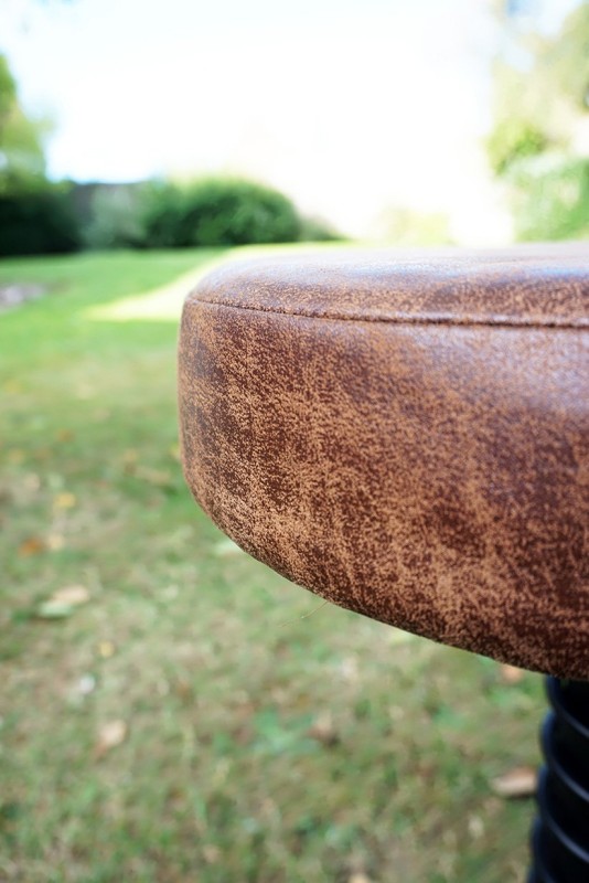Industrieller Hocker Feder