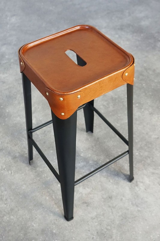 Barhocker aus Metall und Leder - New Orleans