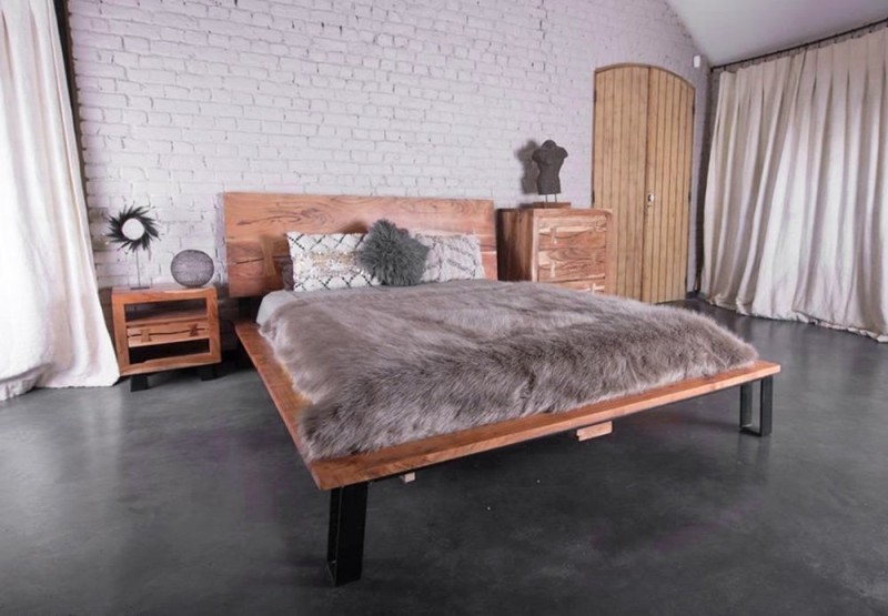 2-Sitzer Bett aus Akazienholz - Urban Jungle