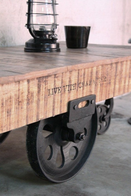 Industrieller Couchtisch schwarzes Finish