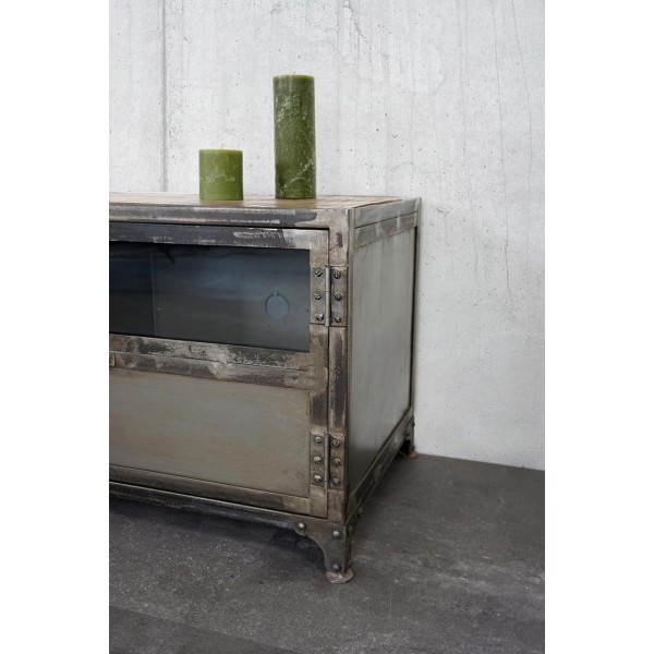 Industrielles TV-Möbel Holz