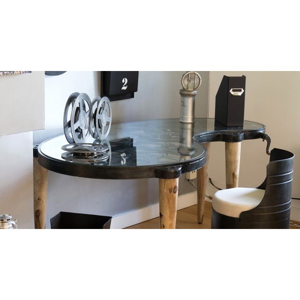 Industrieller Schreibtisch mit Zahnrädern