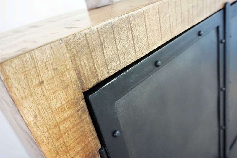 Kleines Sideboard aus Holz und Metall - Brooklyn