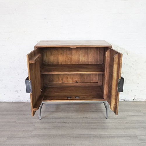 Kleines Buffet Holz Metall Industrie CHIC