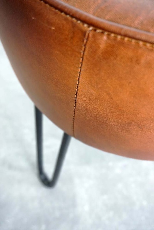 Industrieller Hocker aus Leder "Leitmotiv