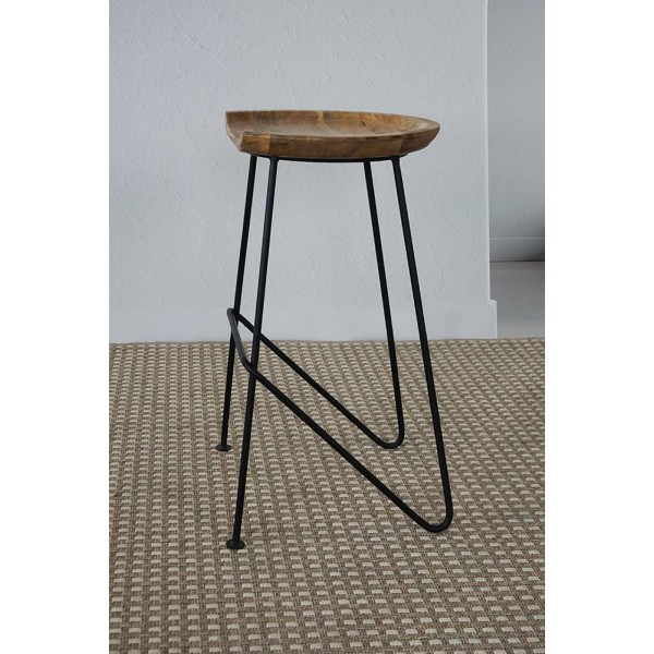 Hoher Hocker aus Stahl und Holz