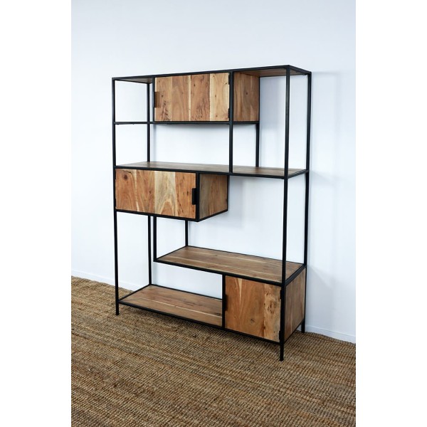 Industrielles Bücherregal aus Holz und Metall mit Türen