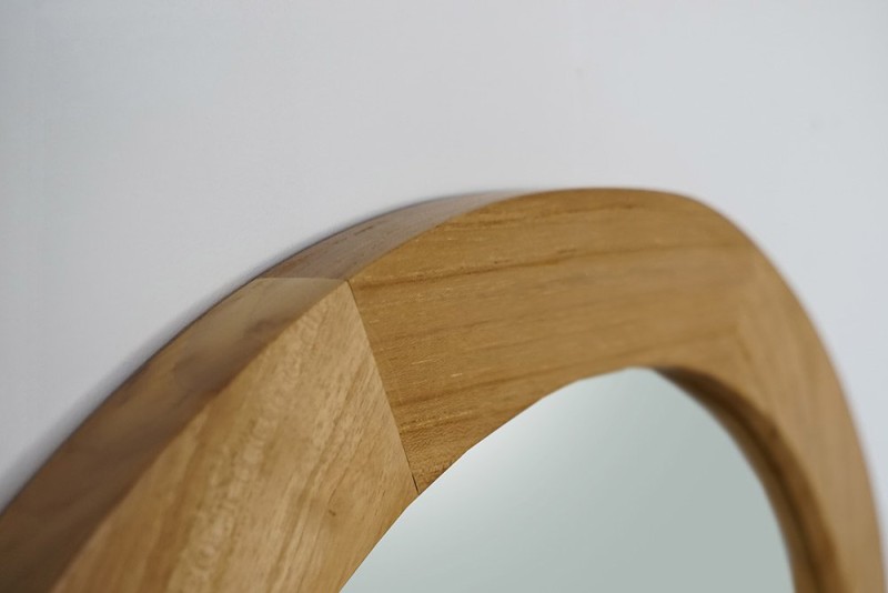 Runder Spiegel 60 cm mit Holzrahmen