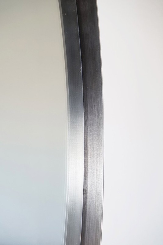Runder Spiegel 70 cm mit Metallrahmen