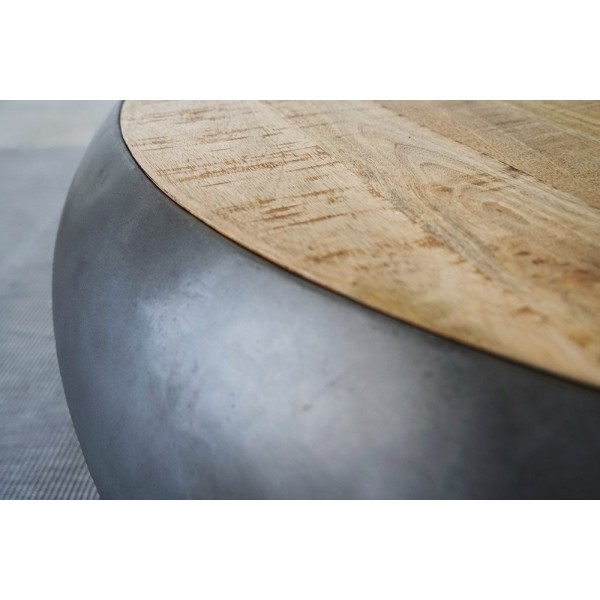 Couchtisch aus Holz und Metall Essential