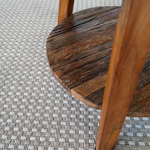 Beistelltisch aus altem, recyceltem Holz - Reborn