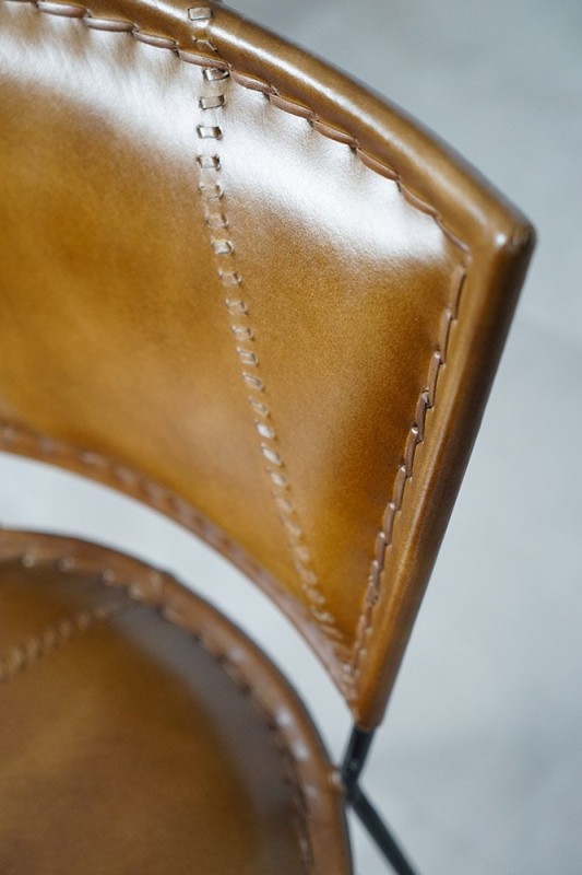 Vintage-Barstuhl aus Metall und Leder - Smart