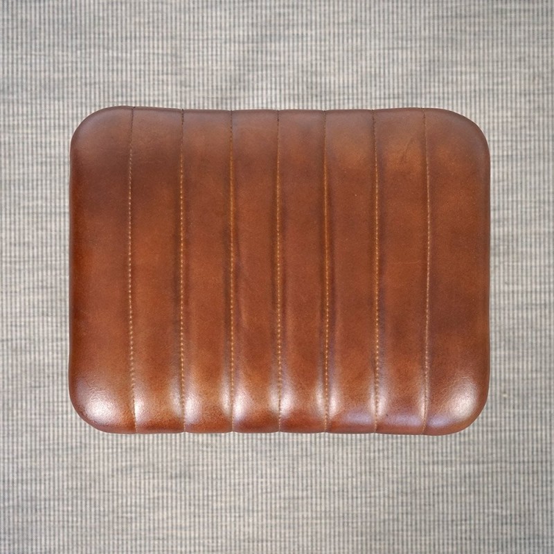 Beistellhocker aus braunem Leder - Scrambler