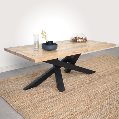 Table basse Mikado avec plateau rectangulaire en bois massif