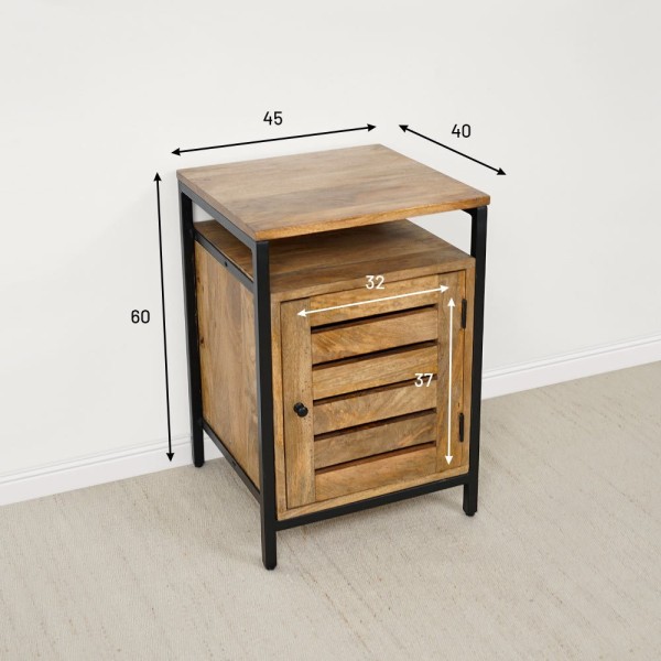 Table de nuit avec porte ajourée
