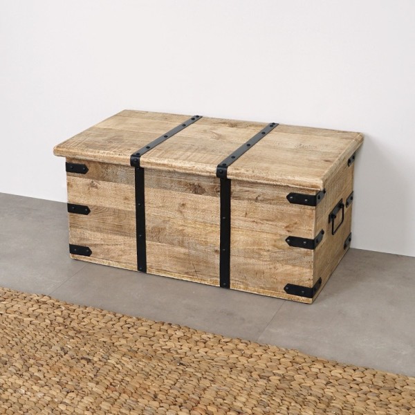 WOODEN BOX