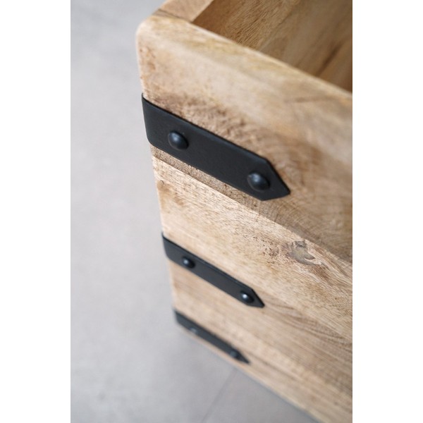 WOODEN BOX