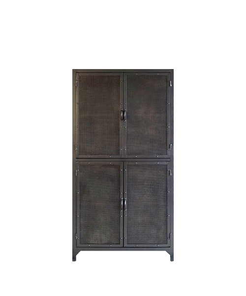 Schrank und Garderobe
