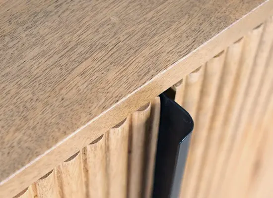 Sideboard aus Massivholz